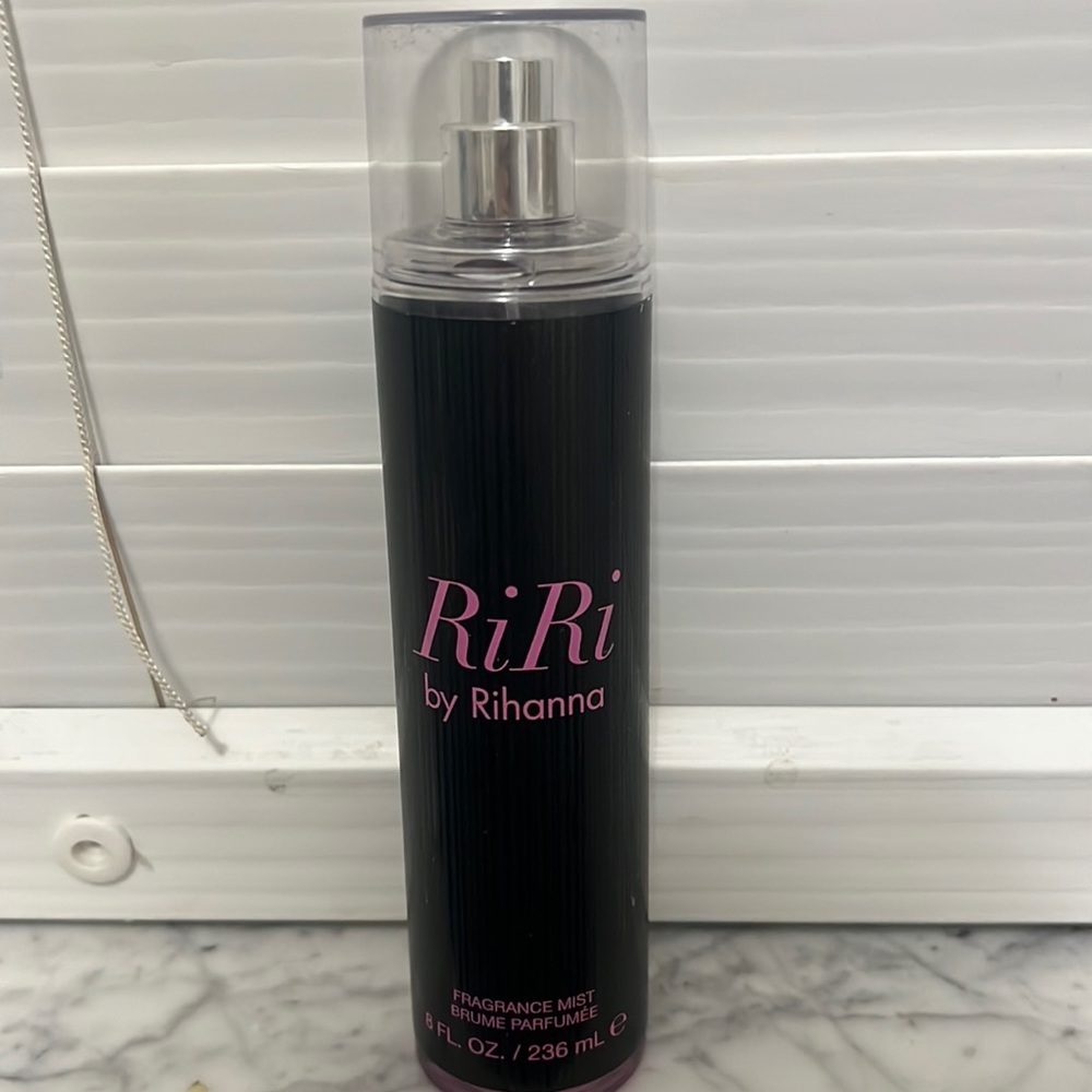 black and pink riri by rihanna